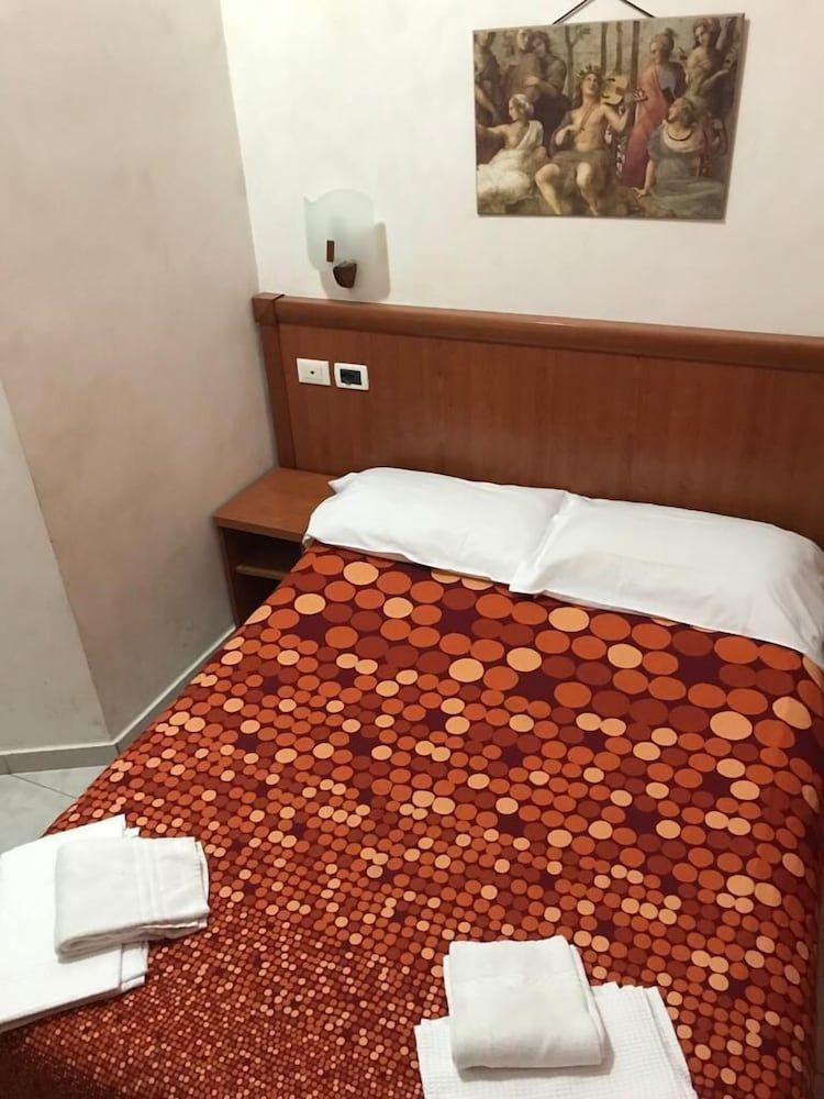 Les Artes Double Room 4