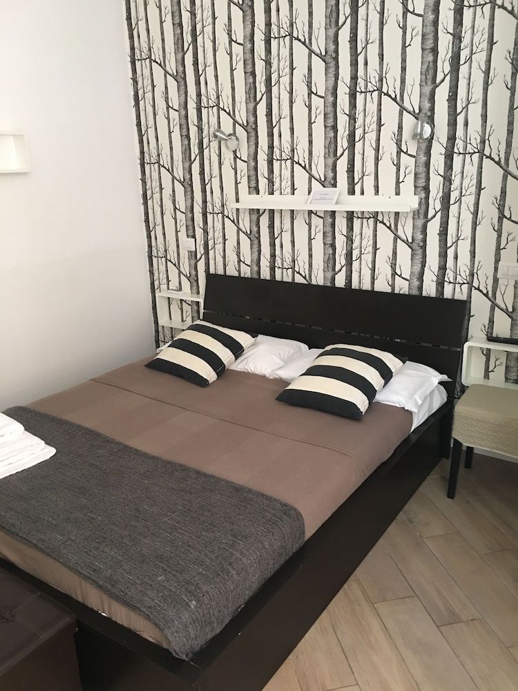 undefined Vatican Vanity 9