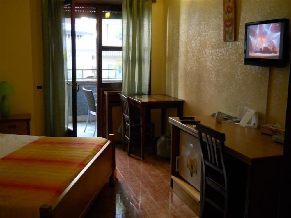 Caligola Resort Superior Double Room 16