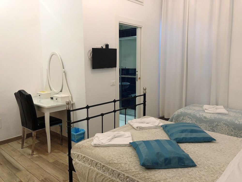 Guest House Lin Mare Traditional Triple Room 3