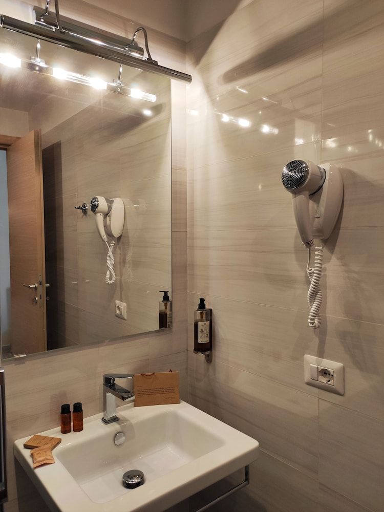 Luxury Suites - Stay Inn Rome Experience Deluxe Double Room 4