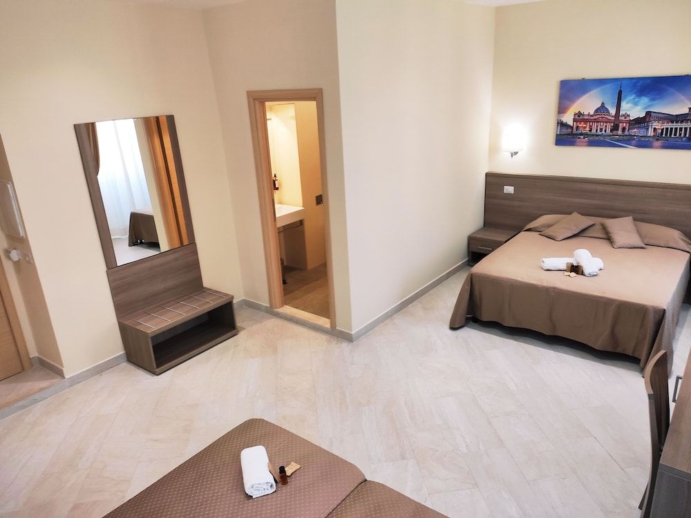 Luxury Suites - Stay Inn Rome Experience Family Quadruple Room 3