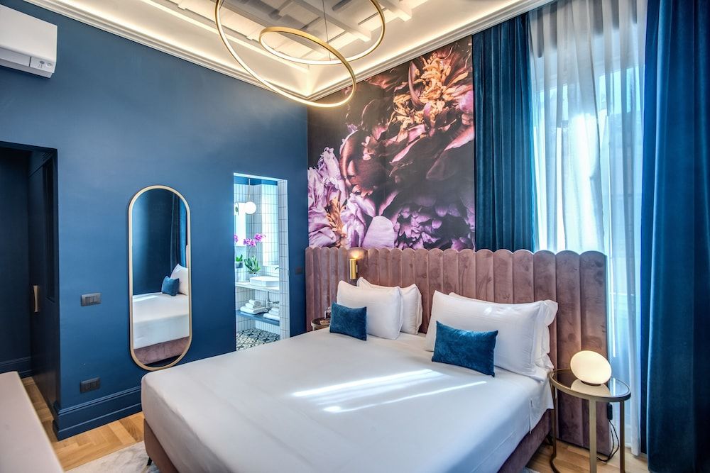 Palazzetto Trevi Deluxe Double or Twin Room 2