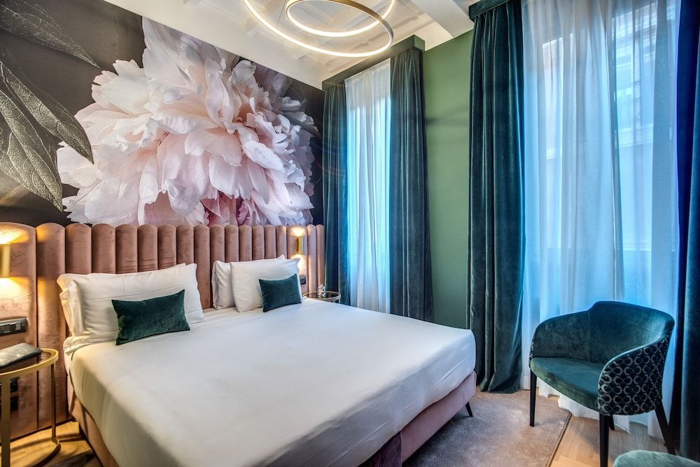 Palazzetto Trevi Deluxe Double or Twin Room 4