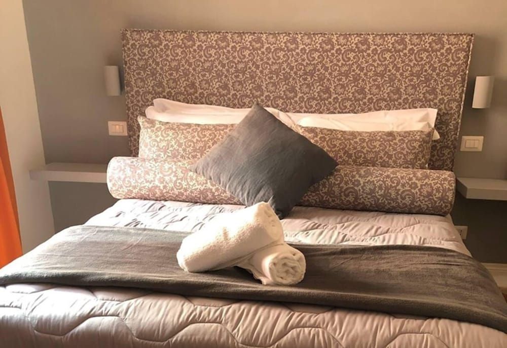 undefined Room94 Piazza Di Spagna 3
