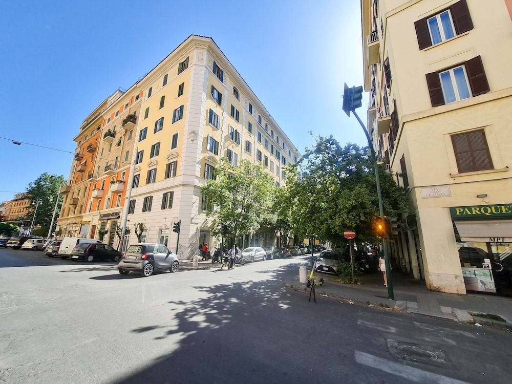 undefined Rometobe Rooms & Hospitality 8