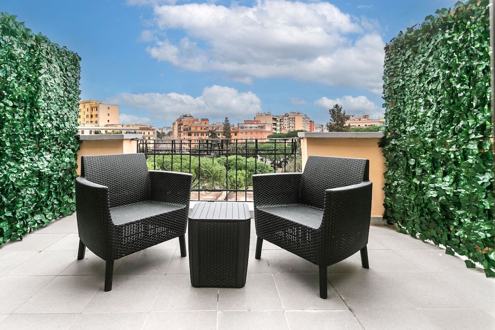 undefined Re di roma rooftop