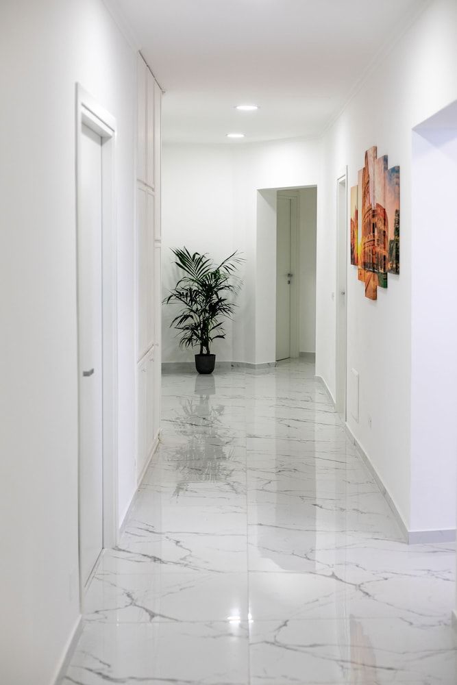 undefined Re di roma rooftop 6