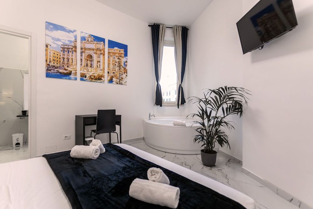 undefined Re di roma rooftop 3