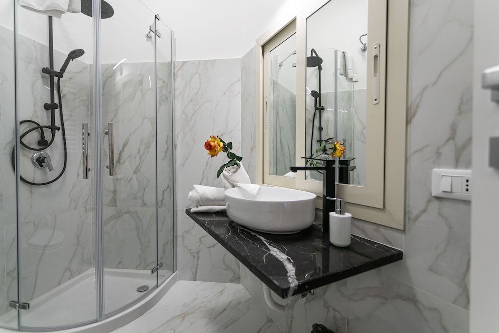 Re di roma rooftop Panoramic Double or Twin Room, Private Bathroom, City View 3
