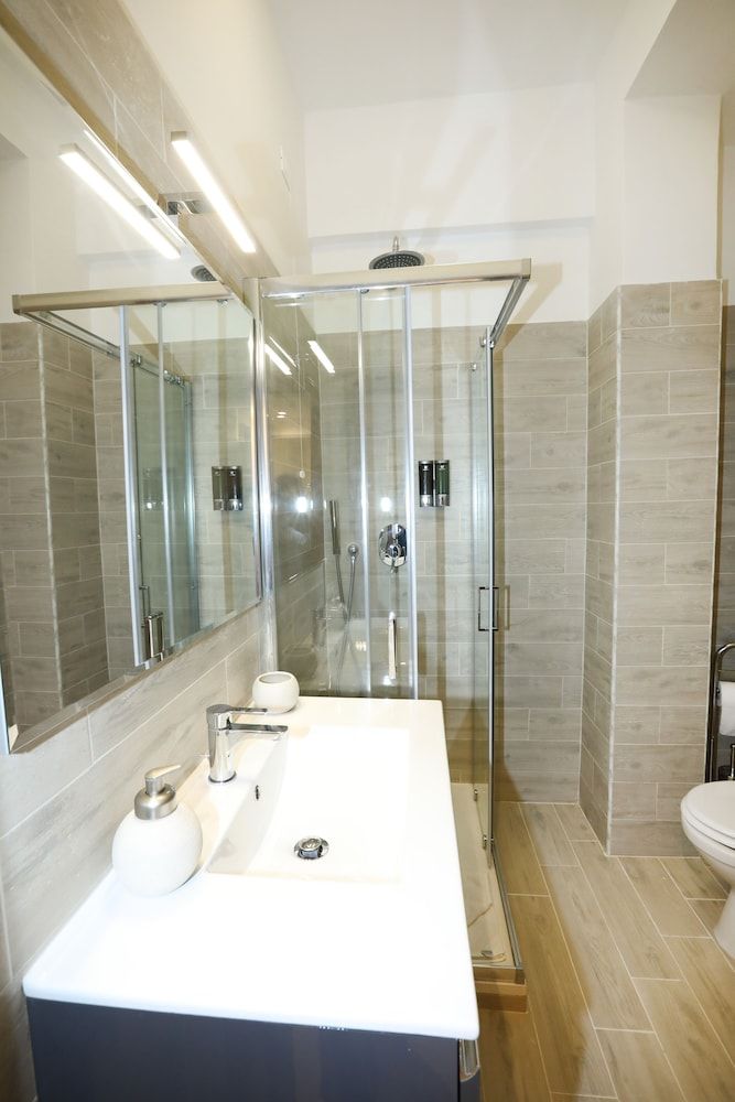 Unique Luxury Apartment and Rooms Deluxe Double Room 10