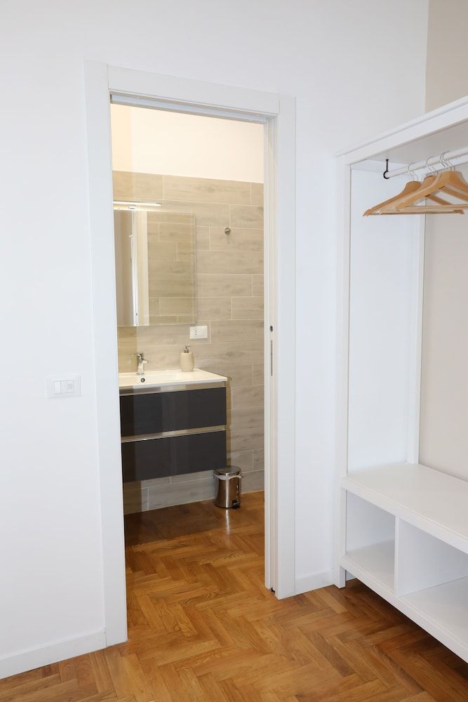 Unique Luxury Apartment and Rooms Deluxe Room 6