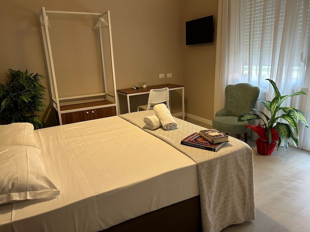 Villa Angeli - Casa per Ferie Double or Twin Room, Balcony 6