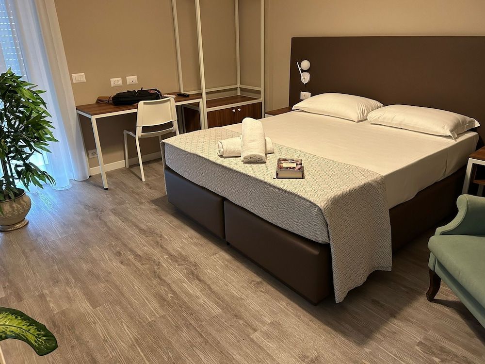 Villa Angeli - Casa per Ferie Triple Room, Balcony 2