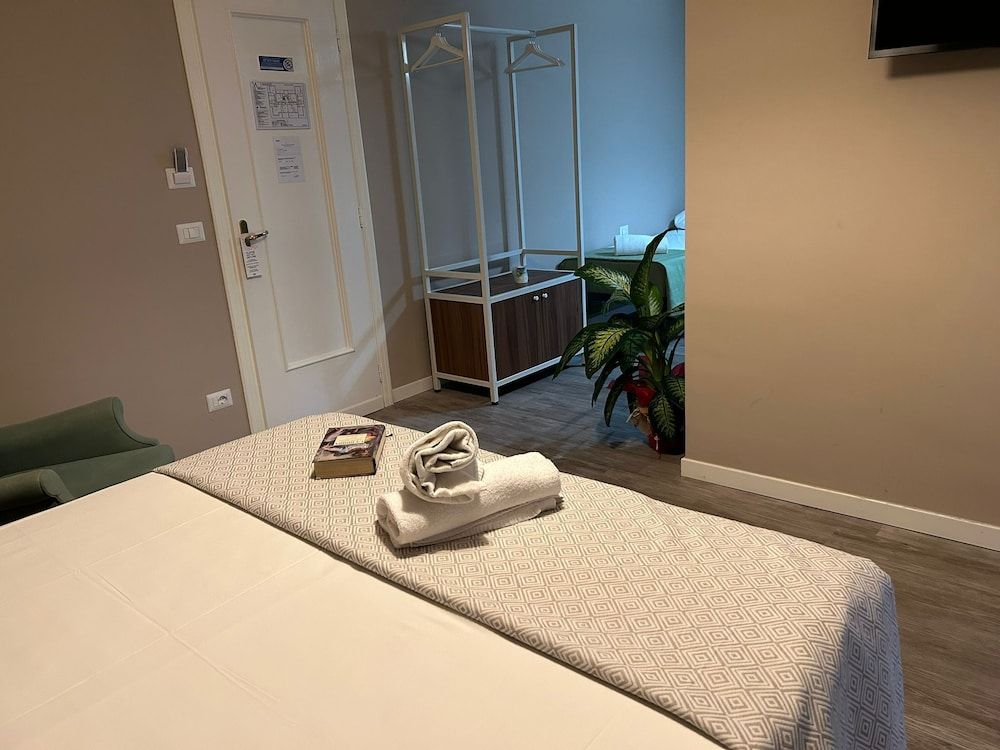 Villa Angeli - Casa per Ferie Triple Room, Balcony 3