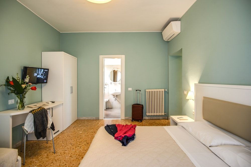 Casa Per Ferie Ravasco San Pietro Deluxe Triple Room 9