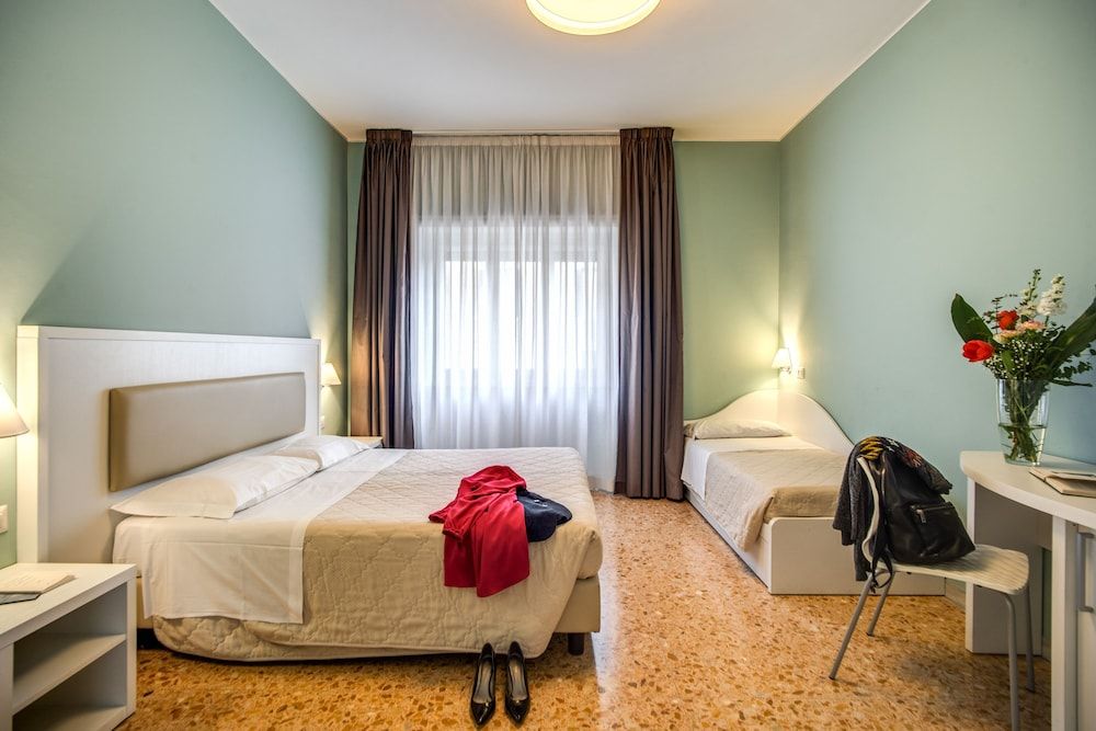 Casa Per Ferie Ravasco San Pietro Deluxe Triple Room 2