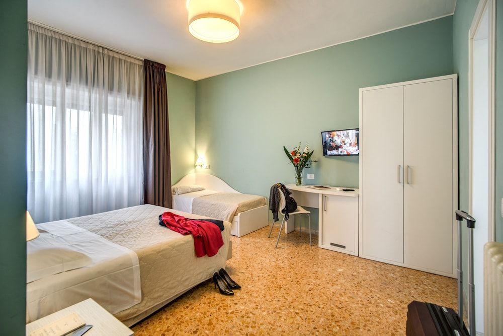 Casa Per Ferie Ravasco San Pietro Deluxe Triple Room 12