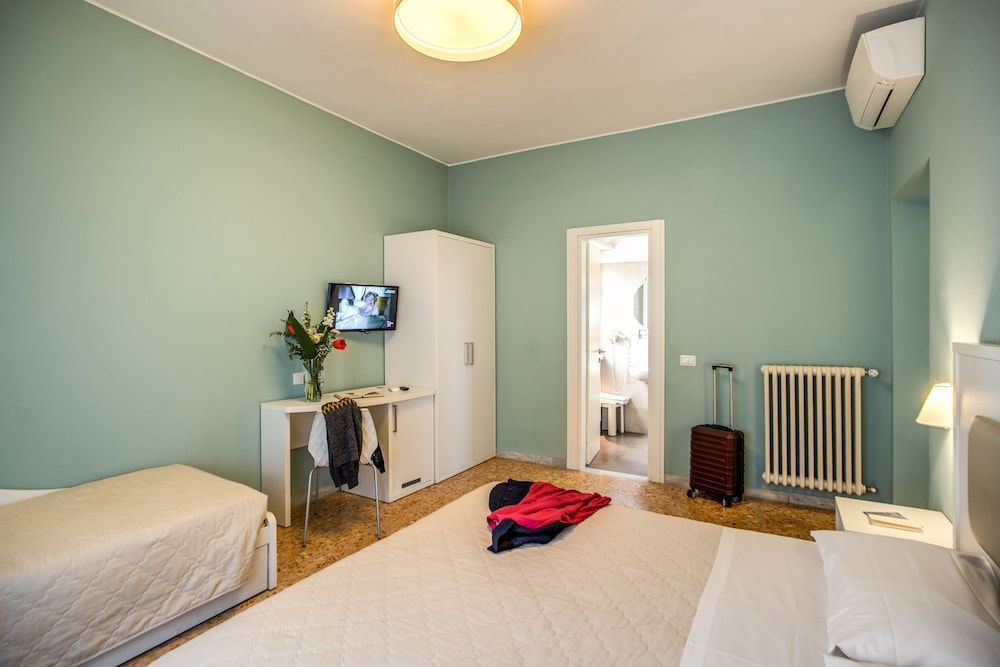 Casa Per Ferie Ravasco San Pietro Deluxe Triple Room 11