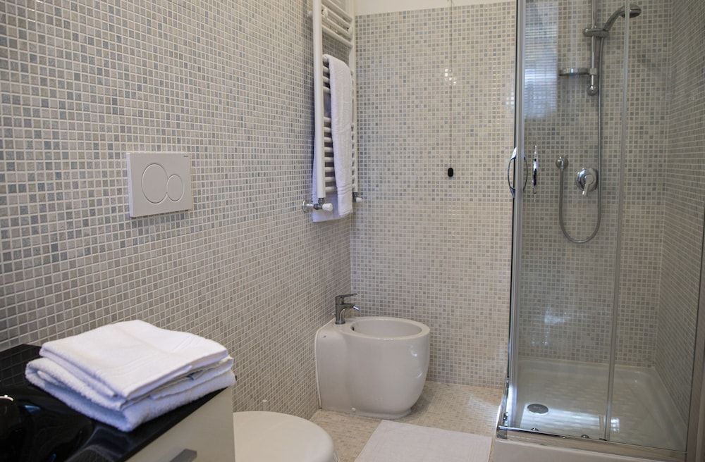 Gemelli Hotel Standard Double Room 8