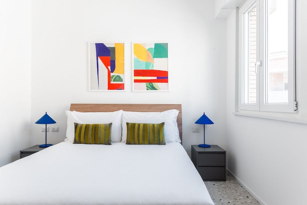 undefined Numa Rome Verso 2