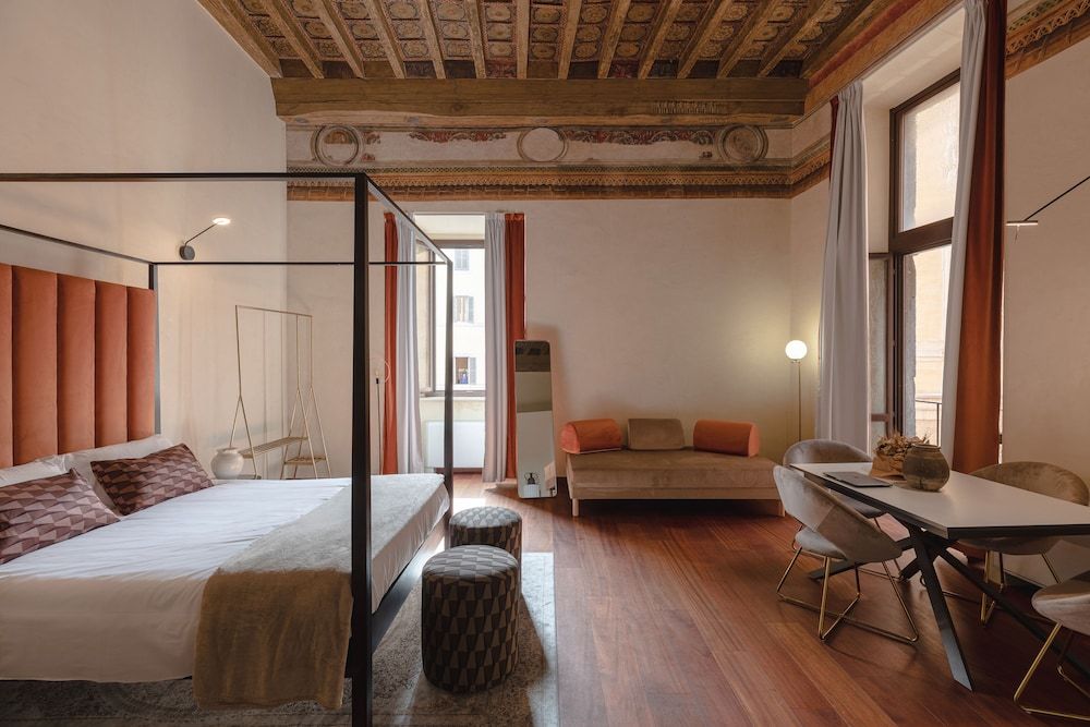 Torre Capranica Junior Suite 18