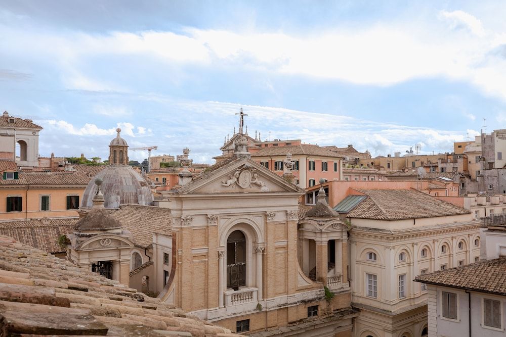 Torre Capranica Panoramic Suite 6