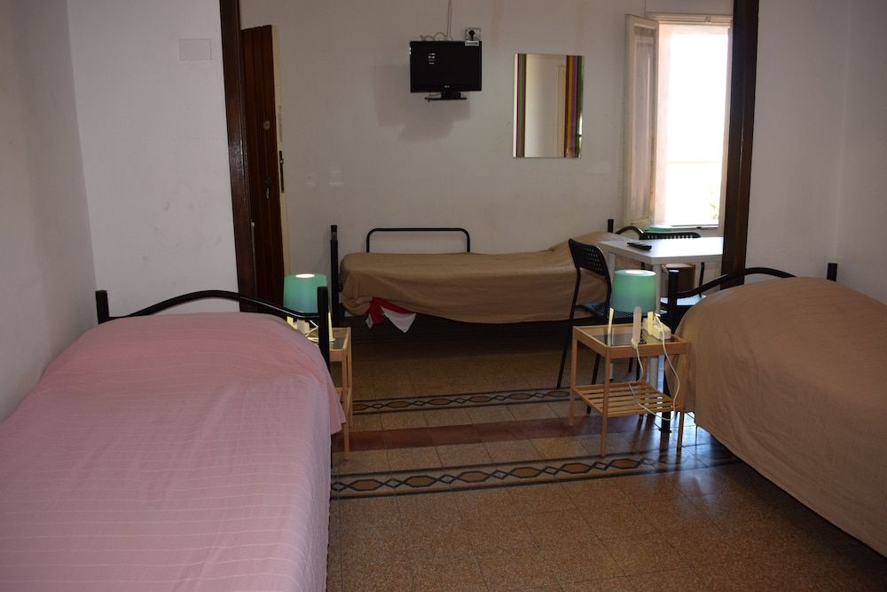undefined Rose Santamaria Residence - Hostel 9