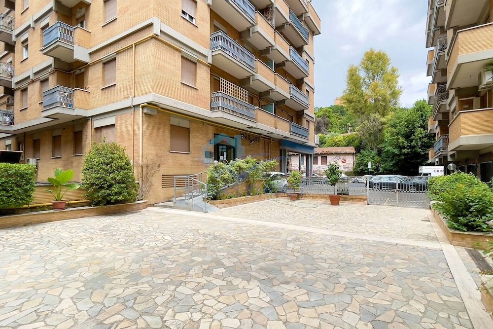 undefined New In Rome Little Candy Apt In Vatican 3