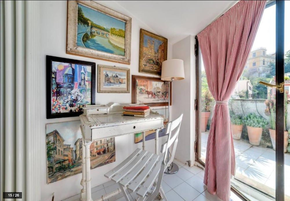 undefined Luxury Art Apartment In Trastevere With Terrace 7