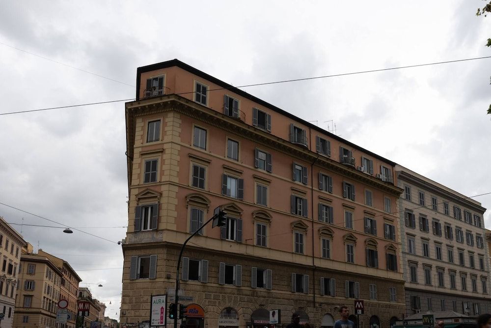 undefined Vatican Suite 2 Levels Completely Renovated 2