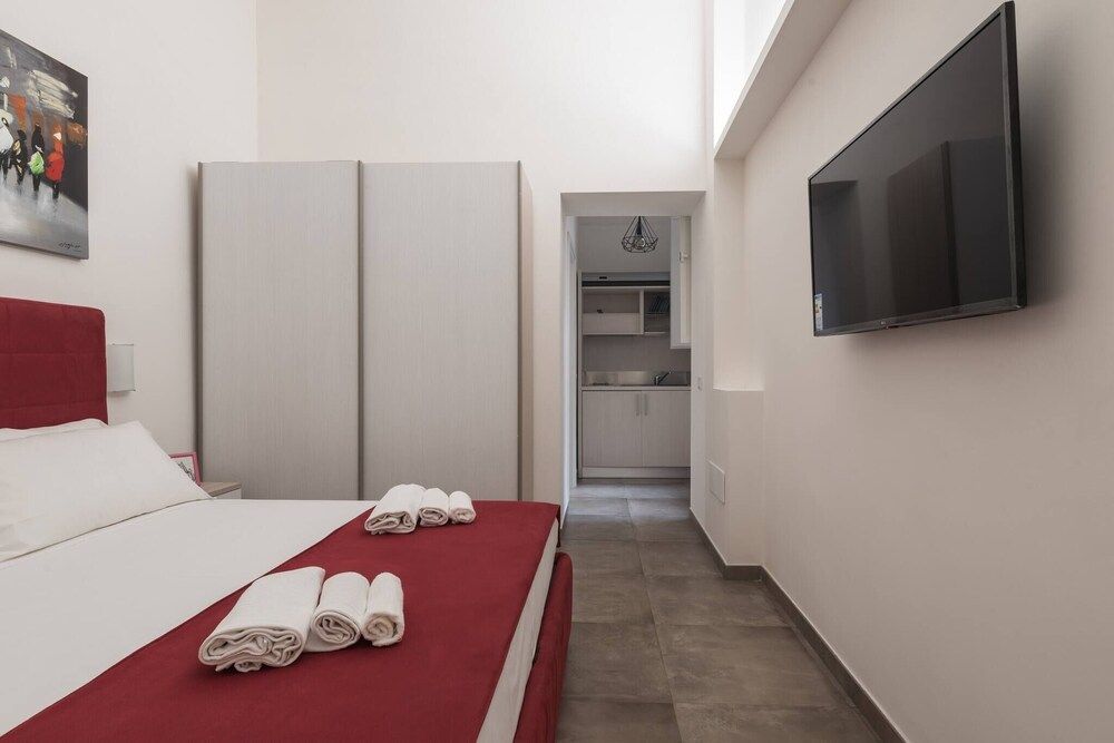 undefined Vatican Suite 2 Levels Completely Renovated 8