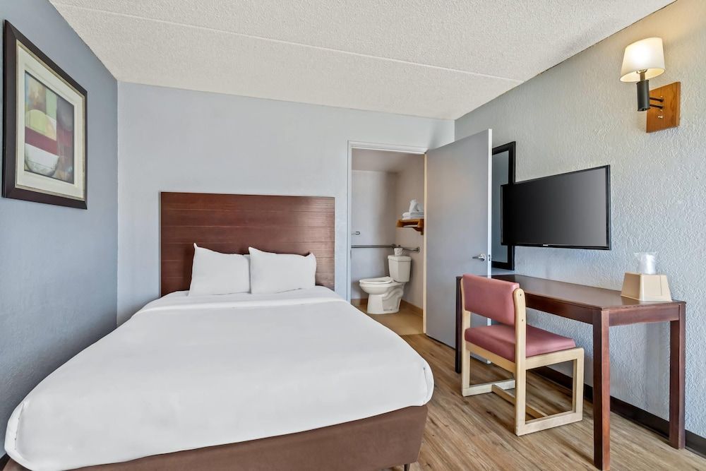 Room, 1 Queen Bed, Accessible, Non Smoking