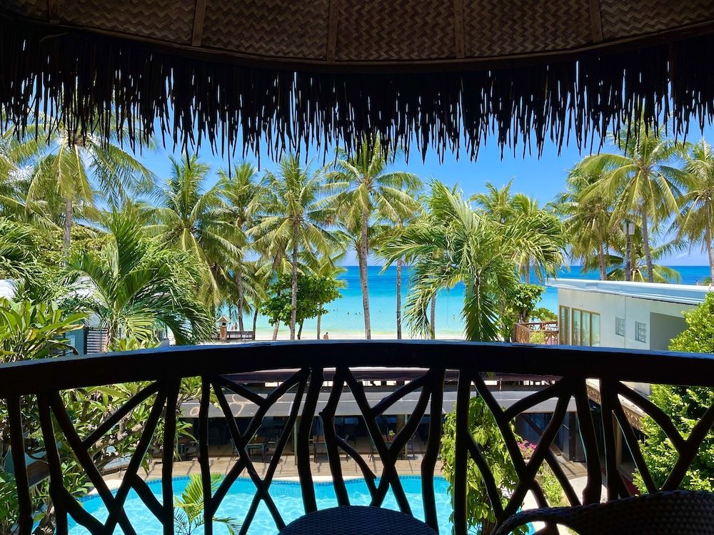 undefined Red Coconut Beach Hotel 4