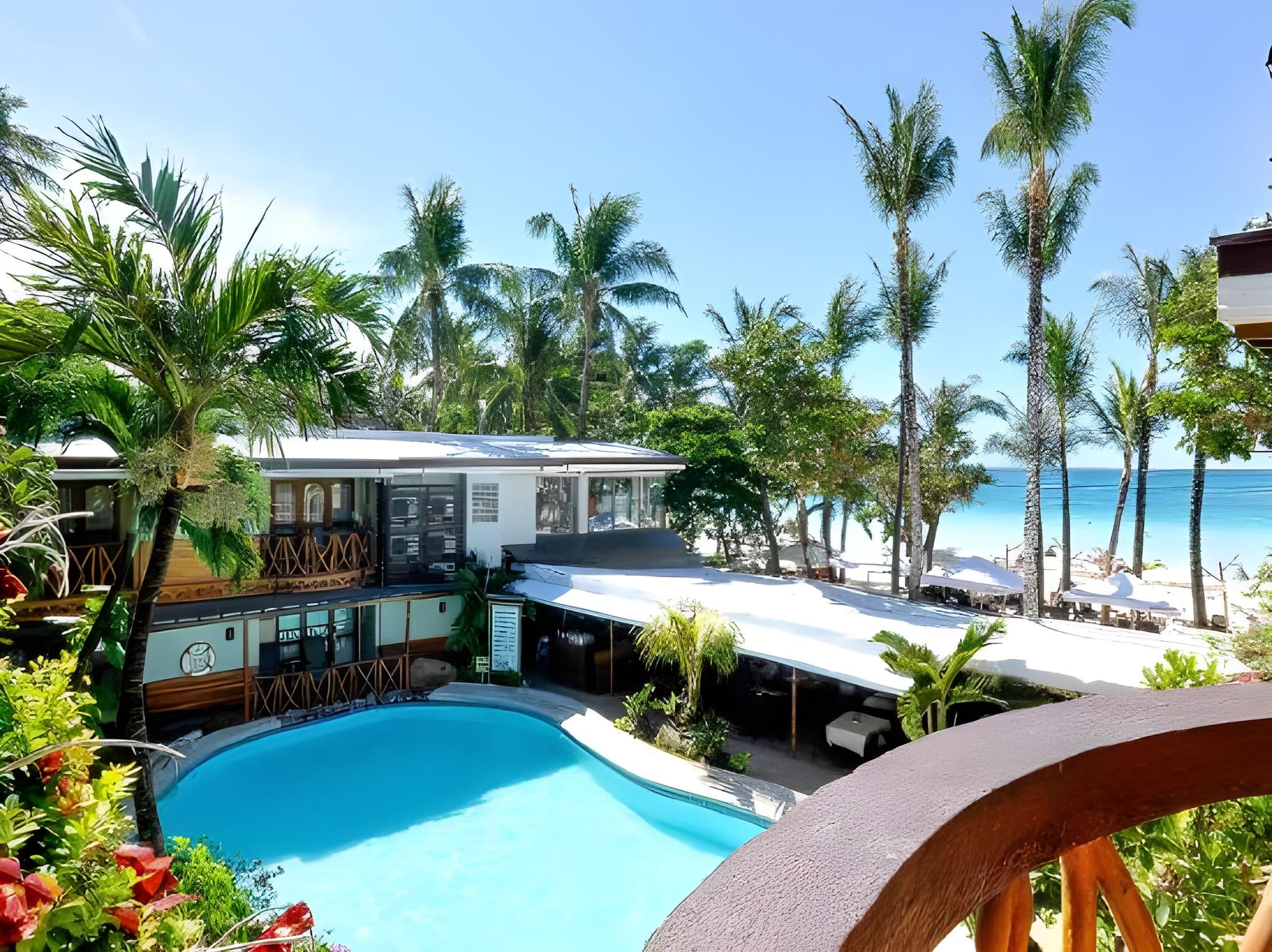 undefined Red Coconut Beach Hotel 7