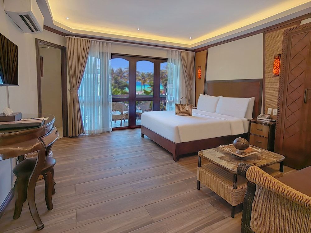 undefined Red Coconut Beach Hotel 5