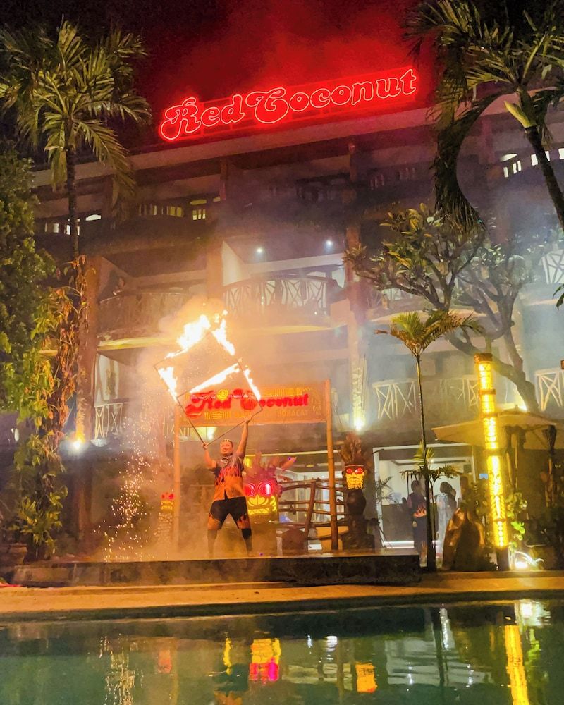 undefined Red Coconut Beach Hotel 9