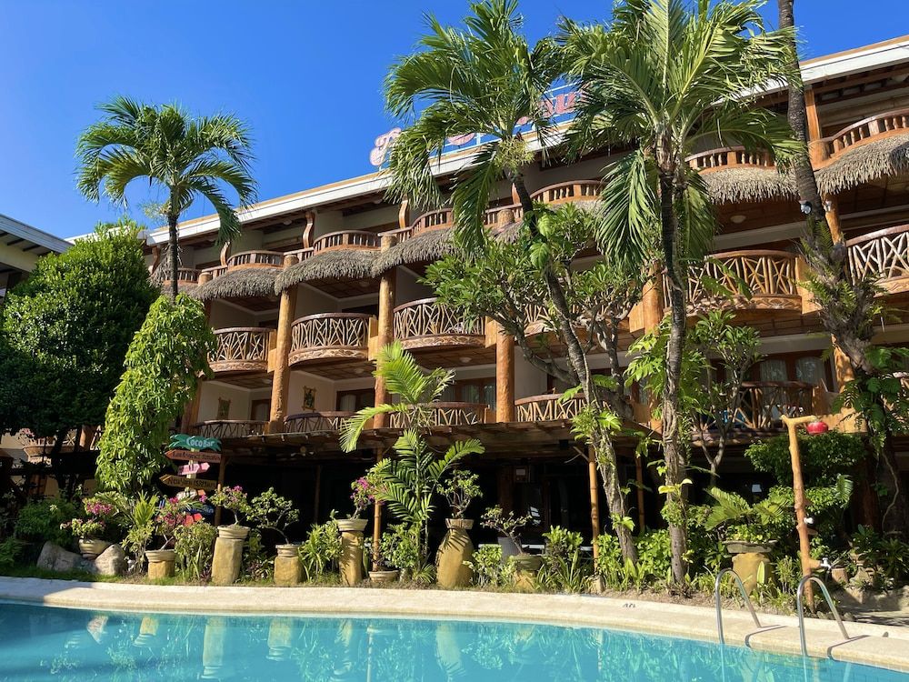 undefined Red Coconut Beach Hotel 6
