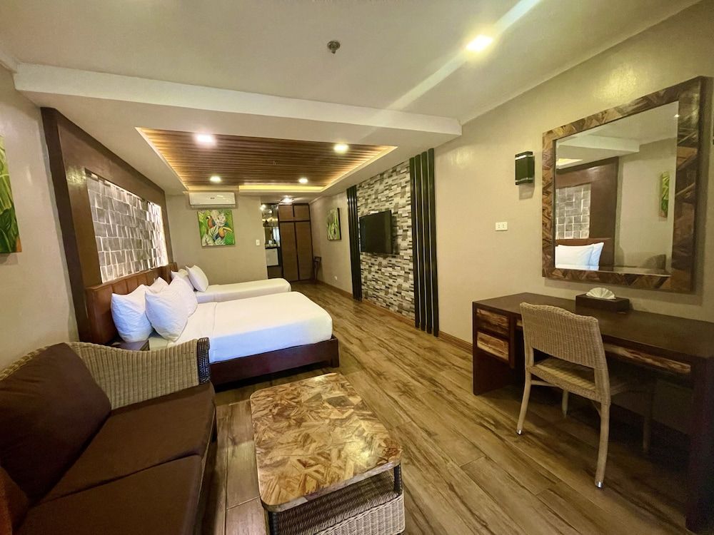 undefined Red Coconut Beach Hotel 3