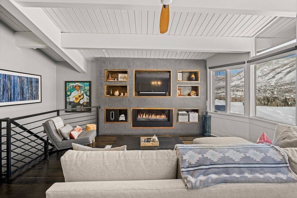Condo (Shadow Mountain 13)