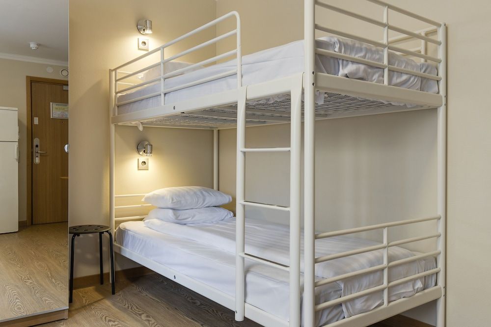 Triple Room, Shared Bathroom (Bed linen included)