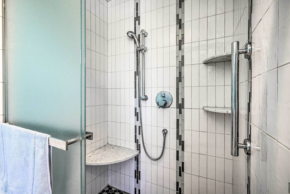 undefined Idyllic Atlantic City Home - 1 Block to Beach 6