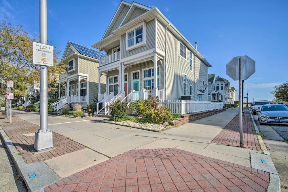 undefined Modern Atlantic City House: Walk to Beach! 3