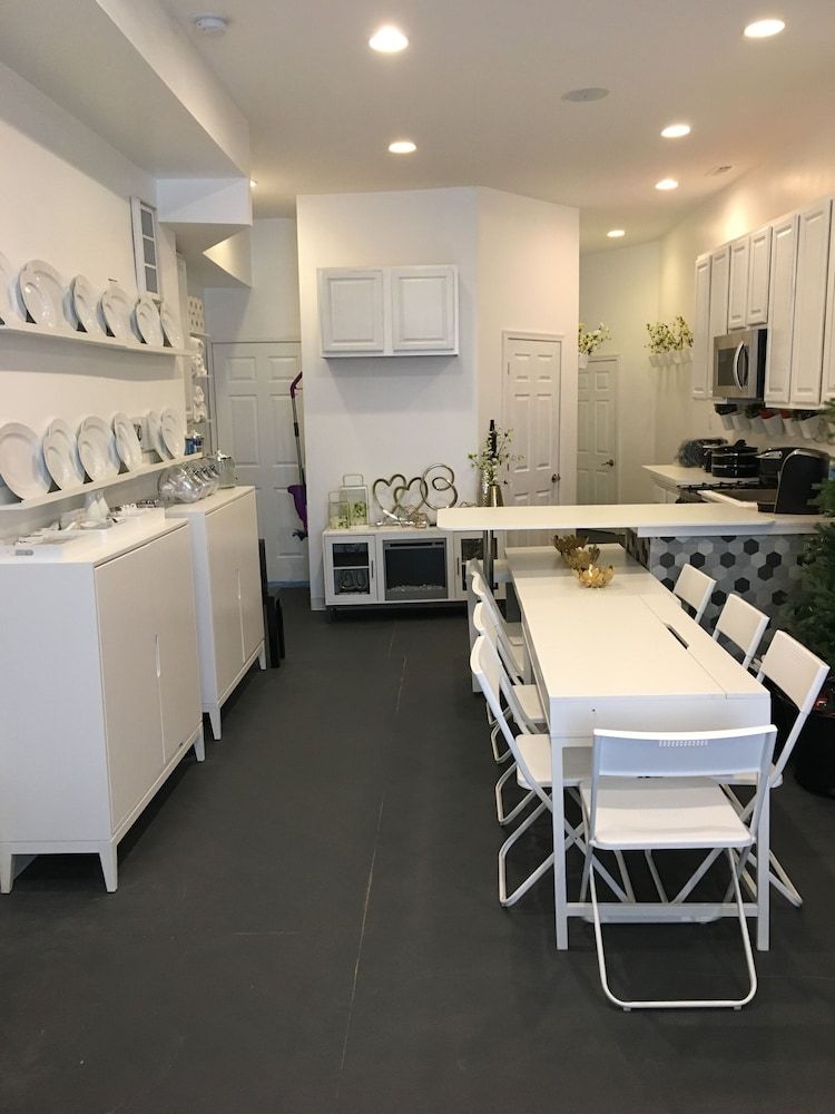 Executive Apartment, 2 Bedrooms, Kitchen, City View