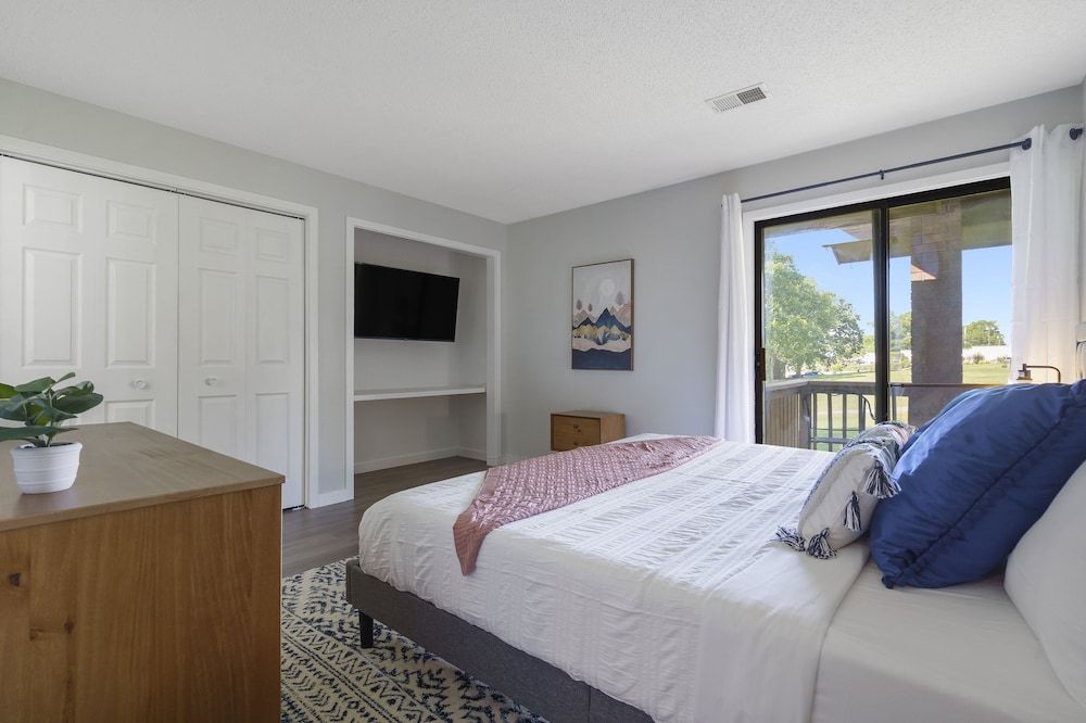 Condo, Multiple Beds, Balcony, Golf View (Bunker Ridge Respite)
