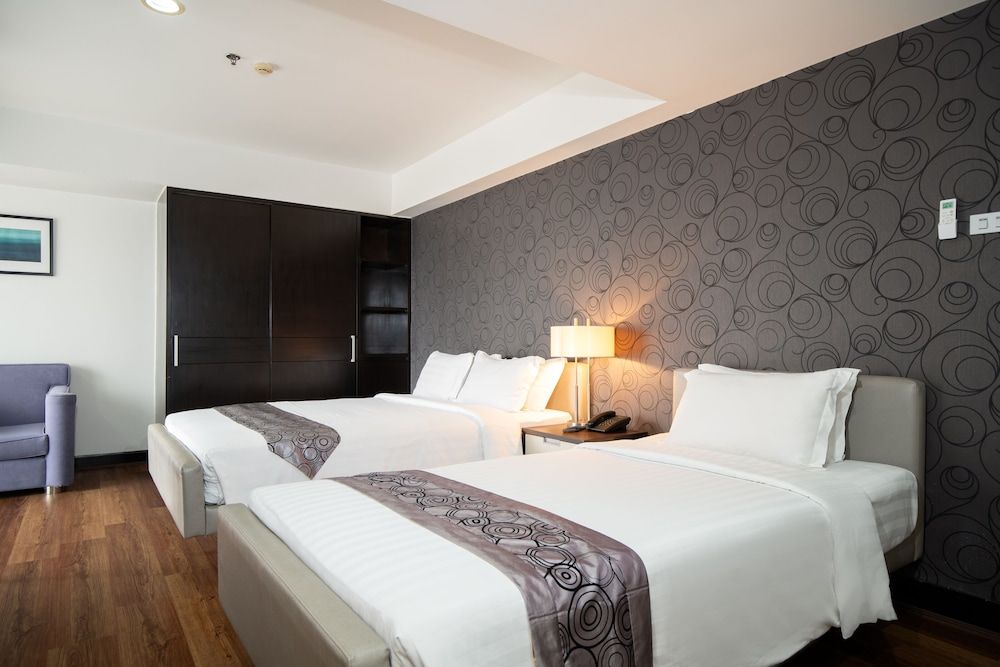 Lily Hotel Bangkok Superior Twin Room 3