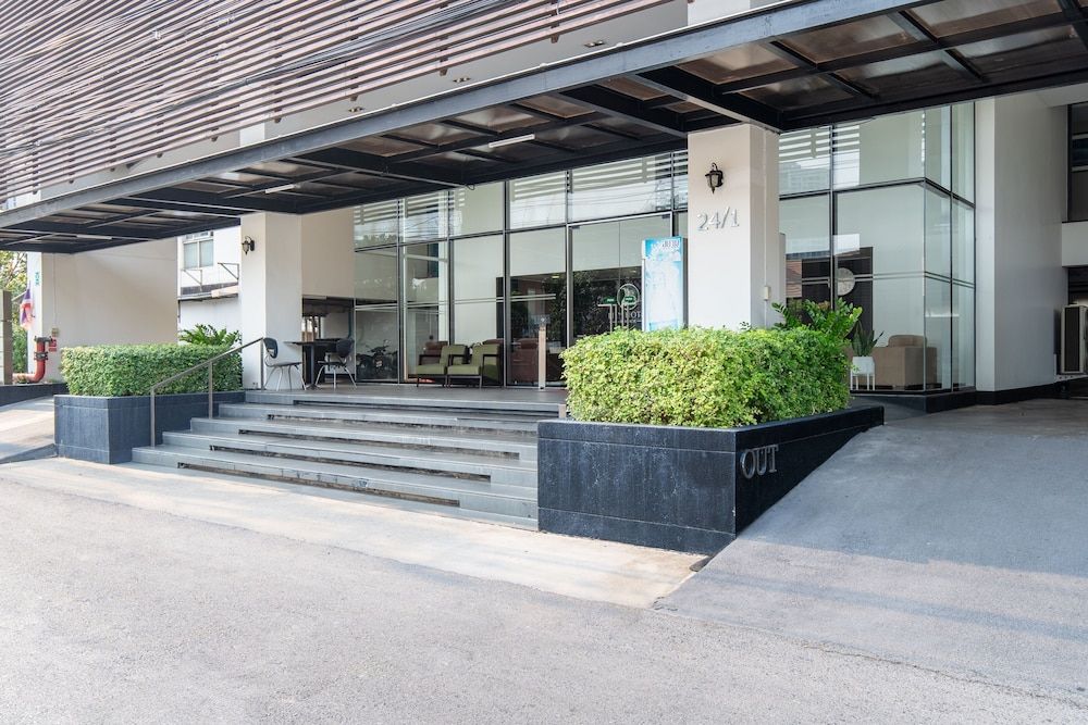 undefined Lily Hotel Bangkok 7