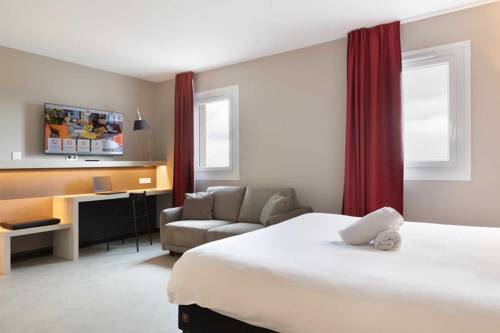 Standard Accessible Room (PMR) with 1 double bed