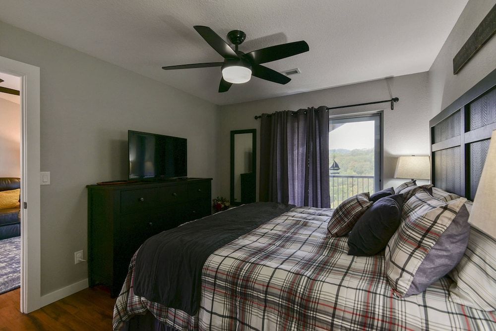 Condo, Multiple Beds, Balcony (Table Rock Lookout Duo)