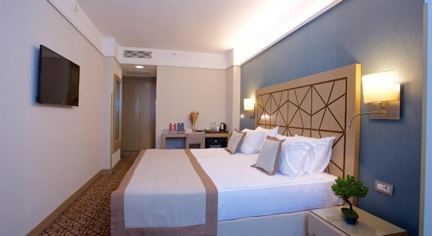 undefined Ramada by Wyndham Istanbul Taksim 9